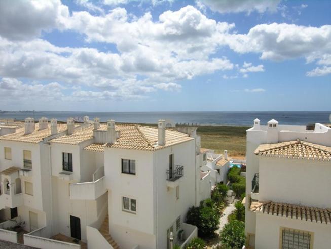 Casa Da Praia Para Ferias - Vila Pinheiro - Vivenda Johanna Villa Lagos Exterior photo